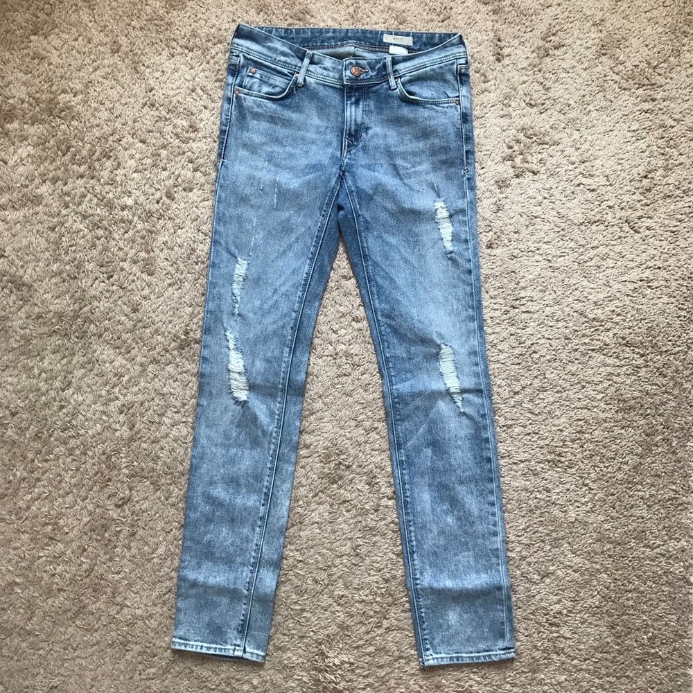 &SQIN Medium Wash Slim Leg Low Waist Ripped Jeans